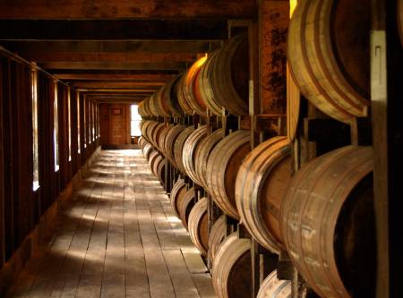 What is Kentucky Bourbon Whiskey? : BourbonCountry.com Official Travel ...